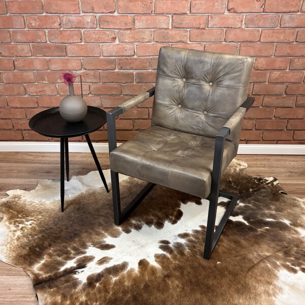 Leder Esszimmersessel mit Arm – Chesterfield