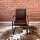 Chaise design en cuir de buffle avec accoudoirs – Cadillac